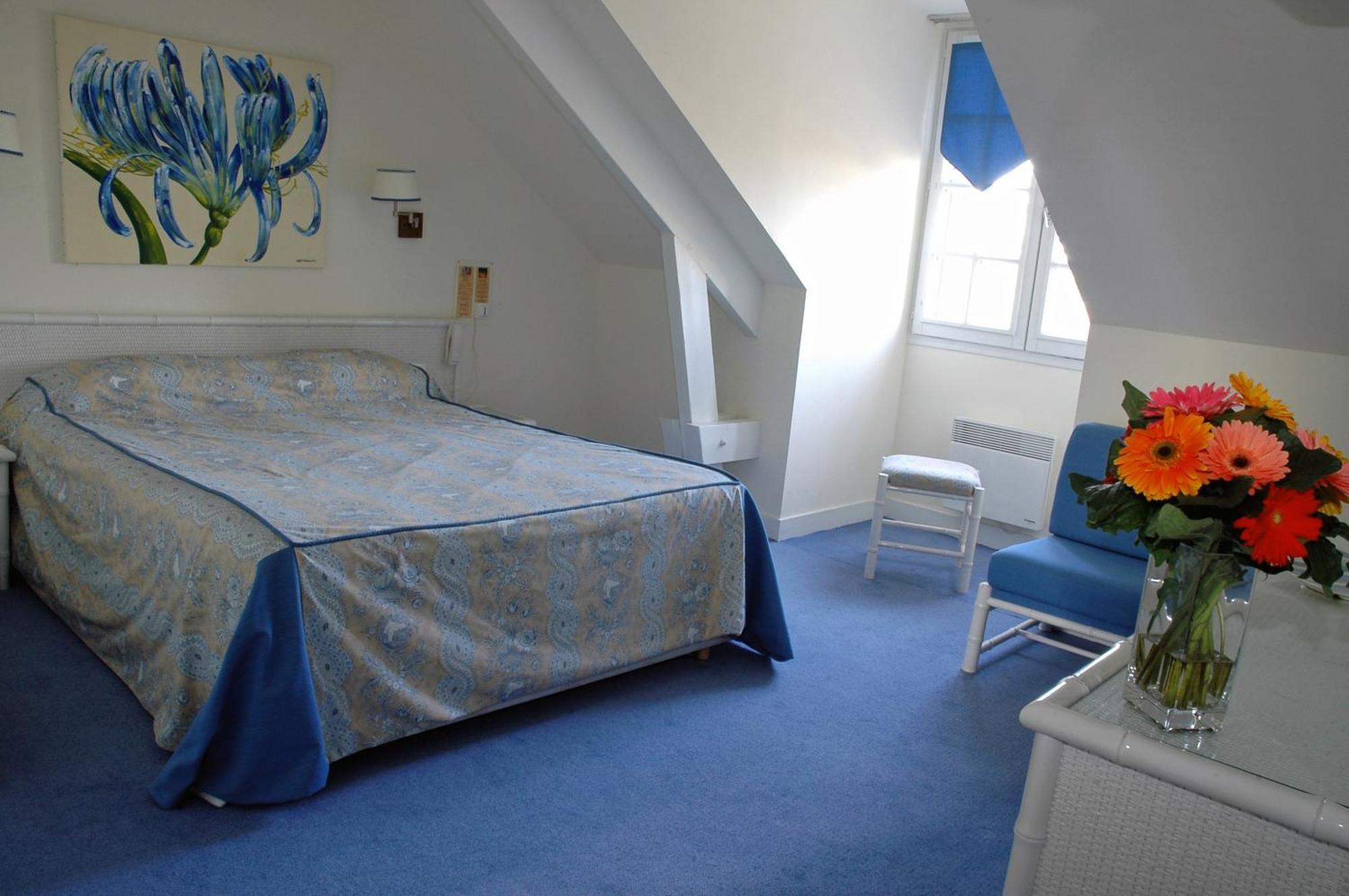 Logis Auberge Du Centre Chitenay Екстер'єр фото