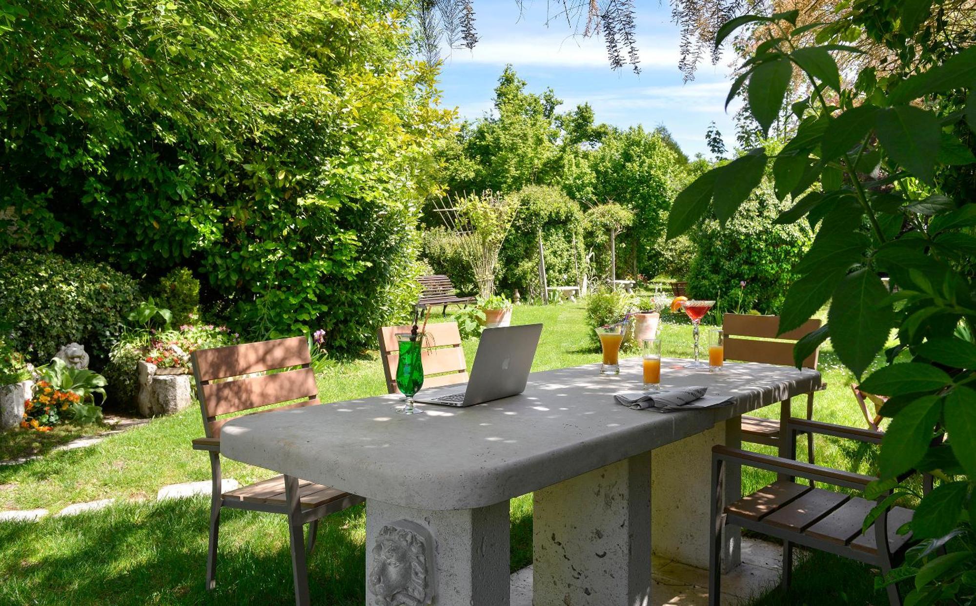 Logis Auberge Du Centre Chitenay Екстер'єр фото